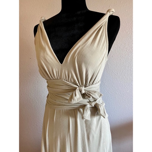 TRIBUTE dress by Heni Neman - Picture 3 of 11